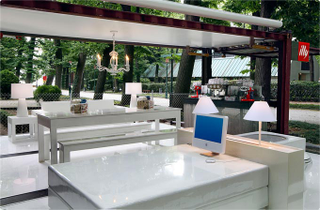 Illustration for article titled Illy House-in-a-Shipping-Container Comes to NYC
